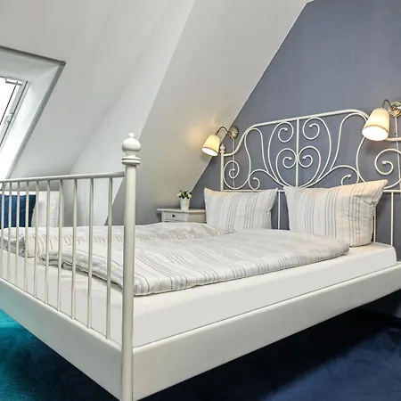 Am Friesenstuebchen *